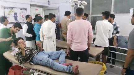 महोबा: महोबा के सूपा मोड़ के पास दो बाइकों की भिड़ंत में दो लोग घायल, एक घायल को मेडिकल कॉलेज झांसी किया रिफर