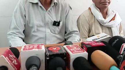 भिवानी में पीने  के पानी के संकट को लेकर माकपा नेताओं ने  जन स्वास्थ्य अभियांत्रिकी विभाग के उच्य अधिकारियों से बात की