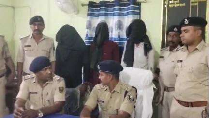 डेहरी: रोहतास पुलिस की बड़ी कार्रवाई, चावल लदी ट्रक चोरी कांड का किया उद्भेदन, तीन गिरफ्तार