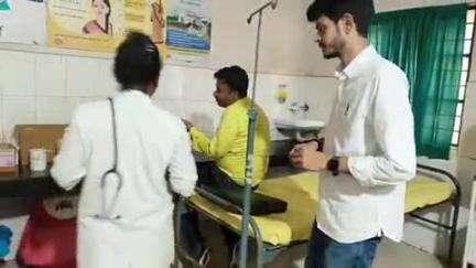 बरहेट: बरहेट के सामुदायिक स्वास्थ्य केंद्र में डॉक्टर आशीष रंजन सिंहा ने किया कायाकल्प निरीक्षण