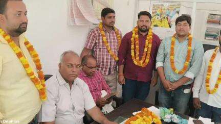बदलापुर: महाराजगंज में ग्राम पंचायत अधिकारी संघ का चुनाव हुआ संपन्न, विनय कुमार यादव बने अध्यक्ष