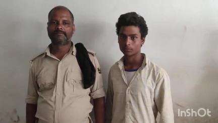 मधेपुरा: भर्राही थाना पुलिस ने सुन्दरपट्टी गांव के पास से राहुल कुमार को शराब पीने के जुर्म में गिरफ्तार किया