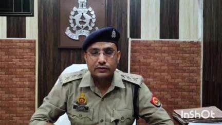 बरेली: भमोरा थाना क्षेत्र में पेड़ से लटकता मिला व्यक्ति का शव, सूचना पर पहुंची पुलिस, सीओ ने दी जानकारी