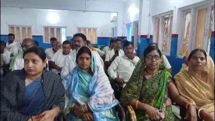 जगदीशपुर: जगदीशपुर में जदयू की बूथ कमेटी को लेकर हुई बैठक, पूर्व मंत्री भगवान सिंह कुशवाहा भी हुए शामिल