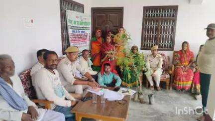 पतरघट: पतरघट प्रखंड के कपसिया में वन विभाग के अधिकारियों ने किसानों के साथ बैठक की, निर्देश दिए