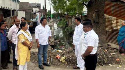 अकोला: मान्सूनपूर्व नालेसफाई दर्जात्मक करा – आमदार साजिद पठाण,यांचे मनपा प्रशासनास निर्देश