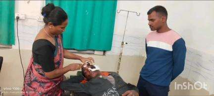 खरौंधी: भवनाथपुर-खरौंधी मार्ग पर सड़क दुर्घटना में युवक घायल