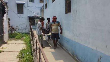 कटिहार: मनिहारी में गंगा नदी में नहाते समय बुजुर्ग की डूबने से मौत, भाजपा नेता ने सुरक्षा व्यवस्था पर उठाए सवाल