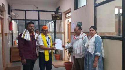 यवतमाळ: खऱ्या अनुकंपांना न्याय द्या, नाहीतर इच्छा मरणाची परवानगी द्या;नगरपरिषदचा अजब कारभार