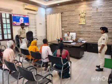 कृत्यानंद नगर: पूर्णिया के पुलिस अधीक्षक महोदय ने आज अपने कार्यालय में जनता दरबार लगाया