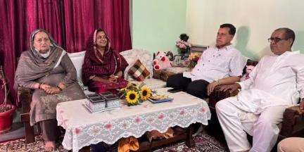 भटियात: पूर्व शिक्षा मंत्री आशा कुमारी ने ग्राम पंचायत ठाकरीमट्टी का दौरा किया, लोगों से की मुलाकात