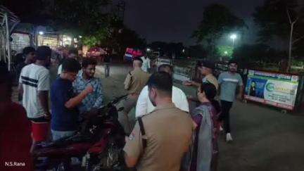 हरिद्वार: चारधाम यात्रा की सुरक्षा के मद्देनज़र पुलिस का चेकिंग अभियान जारी, रानीपुर मोड़ पर संदिग्धों से की गई पूछताछ
