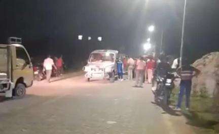 তমলুক: বাসুদেবপুর এলাকায় প্রাইভেট কারের ধাক্কায় গুরুতর আহত দুই বাইক আরোহী,ঘটনাস্থলে পুলিশ