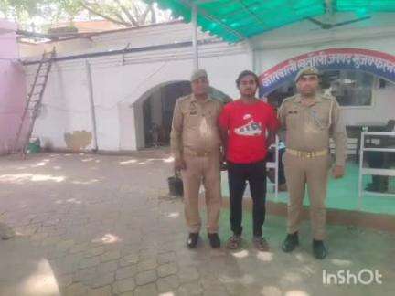 खतौली: खतौली थाना पुलिस ने दबिश के दौरान मारपीट प्रकरण के एक आरोपी को किया गिरफ्तार, भेजा गया जेल