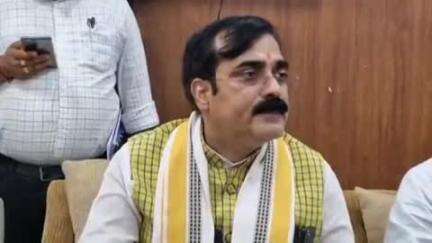 हाजीपुर: हाजीपुर में बिहार सरकार के मंत्री ने तेज प्रताप को राजद का असली उत्तराधिकारी बताया