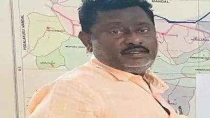 భూముల స్వభావం మార్చి నోషనల్ ఖాతా నుంచి రెగ్యులర్ ఖాతాలోకి మార్చేందుకు యత్నించిన నెల్లూరు రూరల్ ఎమ్మార్వో సస్పెండ్