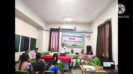కొత్తగూడెం: కుటుంబ నియంత్రణ, లాజిస్టిక్స్ నిర్వహణ సమాచార వ్యవస్థ పై ఫార్మసిస్ అధికారులకు శిక్షణ