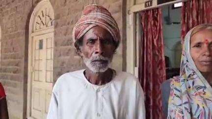 खंडवा: करौली में बुजुर्ग के साथ जमीन विवाद को लेकर मारपीट, बुजुर्ग ने जिला प्रशासन से न्याय की मांग की