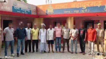 गढ़मुक्तेश्वर: बहादुरगढ़ पुलिस ने गांव भदस्याना में दो पक्षों के विवाद में संलिप्त 11 अभियुक्तों को किया गिरफ्तार