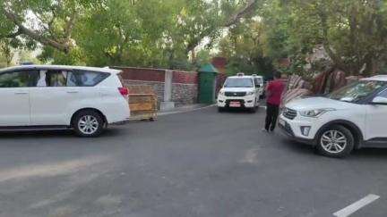 आबू रोड: माउंट आबू में राज्यपाल हरिभाऊ बागडे के प्रस्तावित दौरे को लेकर तैयारी शुरू, जिला कलेक्टर की अध्यक्षता में हुई बैठक