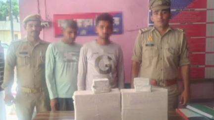 खैर: थाना खैर की पुलिस टीम ने दो अभियुक्तों को किया गिरफ्तार
