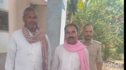काशी चक: लीलाबिगहा गांव में पुलिस टीम पर हुआ हमला, छापेमारी के दौरान एसआई समेत तीन पुलिस कर्मी हुए जख्मी, दो गिरफ्तार
