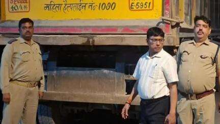 टांडा: जनपद में चेकिंग अभियान चलाकर परिवहन विभाग ने ओवरलोड वाहनों के खिलाफ की कार्रवाई, 08 डंपर व 06 पिकअप सीज