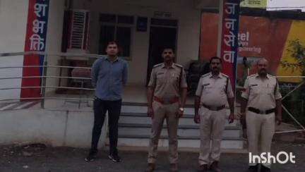 चाचौड़ा: चाचौड़ा थाना क्षेत्र से लापता 17 वर्षीय किशोरी को पुलिस ने किया बरामद, परिजनों से मिलाया