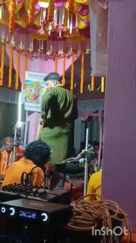 नाला: डुमरिया गांव में गुरुवार-शुक्रवार की मध्यरात्रि में लोकगीत बाउल कार्यक्रम का आयोजन हुआ