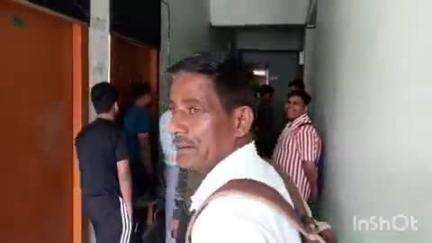 बागेश्वर: श्रम विभाग के कार्यालय में गुलदार के घुसने से मचा हड़कंप, वन विभाग ने गुलदार को पकड़ने का किया रेस्क्यू