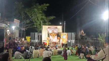 ब्यावरा: ब्यावरा में राधा कृष्ण मंदिर इंदौर नाके पर युवा मेवाड़े समाज ने भजन संध्या का आयोजन किया
