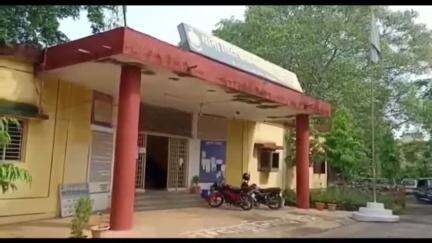 महासमुंद: महासमुंद बस स्टैंड के पान ठेले से सिगरेट और गुटका की चोरी करने वाले पांच विधि से संघर्षरत बालकों को पकड़ा गया
