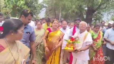 రూ,కోటి 80లక్షలతో తోణాంలో నిర్మించిన ప్రాథమిక ఆరోగ్య కేంద్రం భవనాన్ని ప్రారంభించిన రాష్ట్ర మంత్రి గుమ్మిడి సంధ్యారాణి
