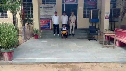 डाटा सेंटर की कंपनी में निवेश करने का प्रलोभन देकर निवेश राशि को हड़पने वाला 2 साल से फरार आरोपी गिरफ्तार।