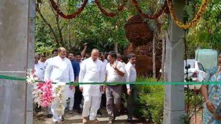 ಮಂಗಳೂರು: ಕದ್ರಿಯಲ್ಲಿ ಮಾವು ಮೇಳಕ್ಕೆ ಚಾಲನೆ; ಉಸ್ತುವಾರಿ ಸಚಿವ ದಿನೇಶ್ ಗುಂಡೂರಾವ್ ಉದ್ಘಾಟನೆ