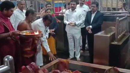 మోపిదేవిలో సుబ్రహ్మణ్యేశ్వరుడిని దర్శించుకున్న జిల్లా జడ్జి