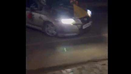 मंझनपुर: मंझनपुर में सीओ ने बताया- कार पर ख़तरनाक स्टंट करने की वायरल वीडियो की पुष्टि नहीं हो सकी