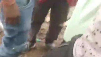 सिमरिया: कुंवरपुर में शराब के अवैध परिवहन के दौरान दुकान के कर्मचारियों को युवकों ने पकड़ा, घटना के बाद हुआ हाई वोल्टेज हंगामा