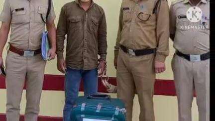 सल्ट: पुलिस टीम ने कूपी बैण्ड तिराहा पर एक युवक के कब्जे से 11.325 किग्रा गांजा बरामद कर किया गिरफ्तार