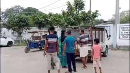 বহরমপুর: রেজিনগরে বাইকে ধাক্কা ডাম্পারের; মৃত 1 ও আহত 1, মৃতদেহ পাঠানো হল ময়নাতদন্তে