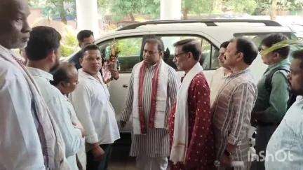ବୀରମହାରାଜପୁର: ଉଲୁଣ୍ଡା ବ୍ଲକ ସଭା ଗୃହରେ ନିର୍ବାଚନ ମଣ୍ଡଳୀ ସ୍ତରୀୟ ବିକାଶ କମିଟି ବୈଠକ ଅନୁଷ୍ଠିତ, ଯୋଗଦେଲେ ବିଧାୟକ