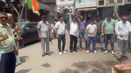 कोटद्वार: कोटद्वार में महिला सैन्य अधिकारी कर्नल सोफिया कुरैशी पर की गई टिप्पणी के खिलाफ कांग्रेस ने किया प्रदर्शन