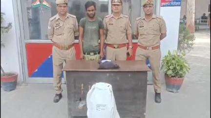 शाहजहांपुर: पुलिस ने मंदिर में चोरी करने वाले अभियुक्त को 4 घड़ा और गैस सिलेंडर के साथ किया गिरफ्तार, भेजा जेल