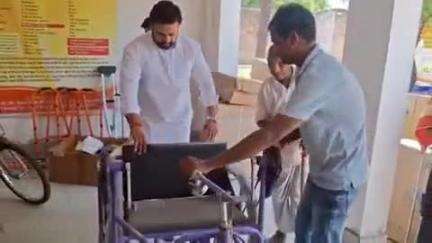 पलवल: गाँव दूधोला में सरपंच कार्यालय पर दिव्यांगों के लिए कैंप का आयोजन, सहायक उपकरण वितरित