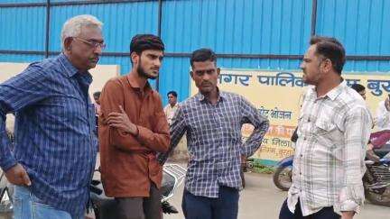 बुरहानपुर नगर: जाकिर हुसैन वार्ड में एक युवक ने फांसी लगाकर की आत्महत्या, जिला अस्पताल में हुआ पोस्टमार्टम