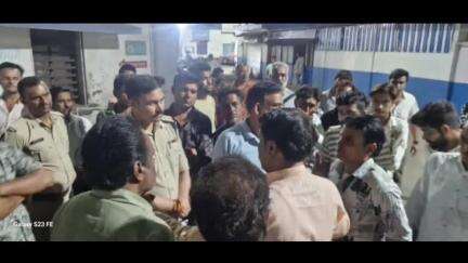 दमोह: दमोह में शिक्षक को जिंदा जलाकर मारने की सनसनीखेज वारदात, पुलिस की पांच टीमें जांच में जुटी हैं