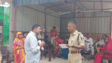 डेहरी: पुलिस अधीक्षक रोशन कुमार ने डेहरी में आमजनों से की मुलाकात, समस्याओं के समाधान का दिया आश्वासन