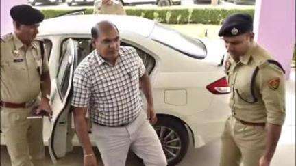 चरखी दादरी: रोहतक रेंज के आईजी Y पूर्ण कुमार ने चरखी दादरी महिला थाने का किया निरीक्षण, दिए निर्देश