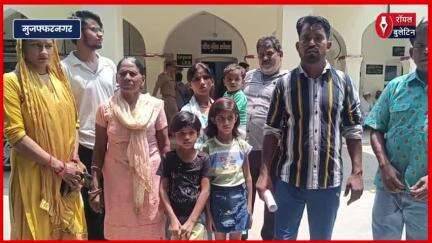 मुज़फ्फरनगर में मारपीट से पीड़ित परिवार पहुंचा एसएसपी ऑफिस, पुलिस पर कार्रवाई न करने का आरोप
#muzaffarnagar #muzaffarnagarnews #muzaffarnagar_the_crime_city #muzaffarnagarpolice