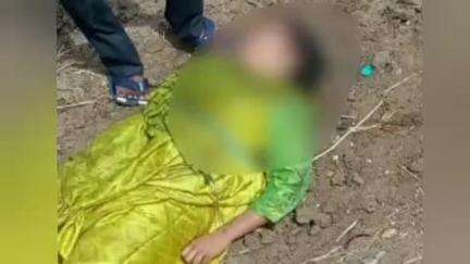 తాడిపత్రి: పొట్లూరు మండలం తక్కలపల్లి గ్రామానికి చెందిన పదో తరగతి విద్యార్థిని రోడ్డు ప్రమాదంలో గాయపడి చికిత్స పొందుతూ మృతి